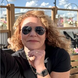 Meet your Posher, Stacey